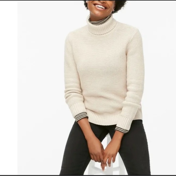J Crew tan turtleneck sweater beautiful condition women’s size M - Picture 2 of 13